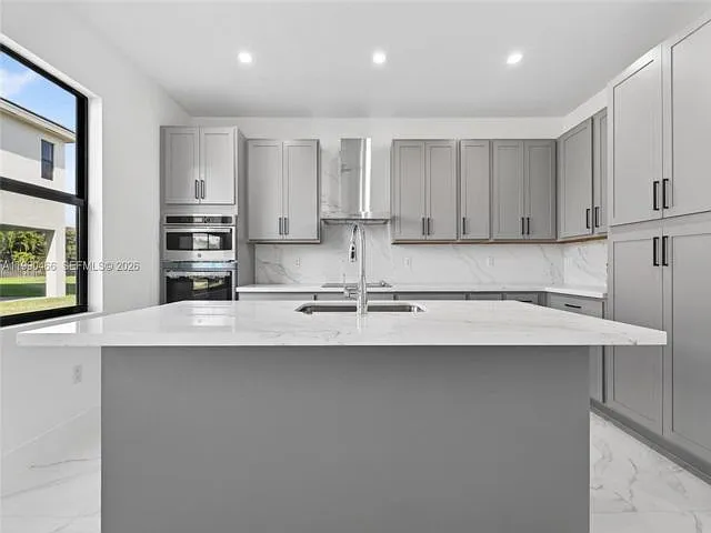 15441 SW 20th Ln — Photo 5