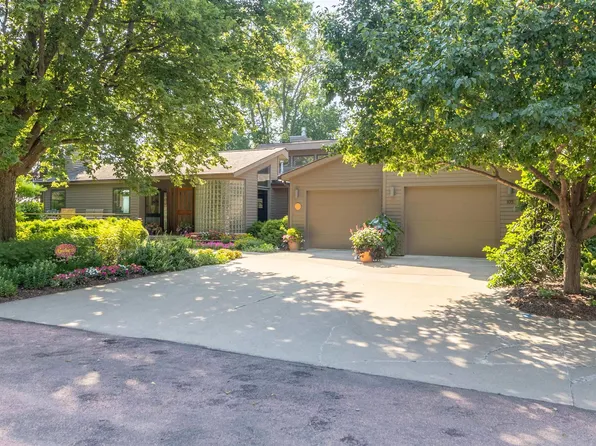 105 Northshore Dr, McCook Lake, SD 57049