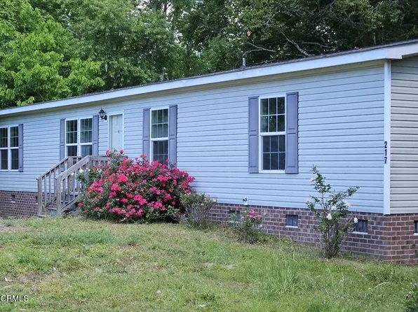 217 Hunters Creek Road, Swansboro, NC 28584
