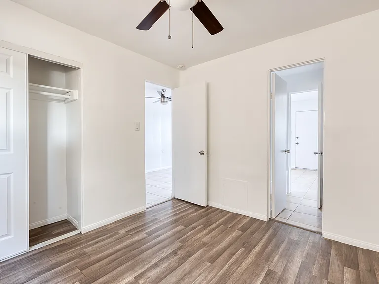 15741 Blaine Ave — Photo 34