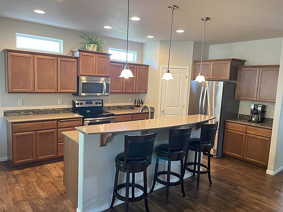 3rd image of 5507 S Chaperon Peak Dr