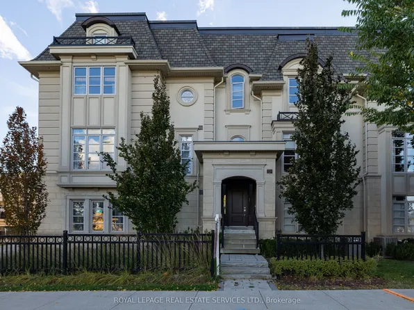 210 Dorval Dr, Oakville, ON L6K 0H3