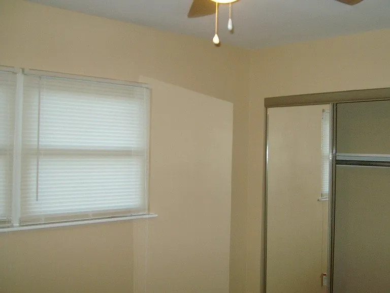 301 Newcastle Dr — Photo 14