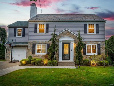 83 Kenwood Road, Garden City, NY, 11530