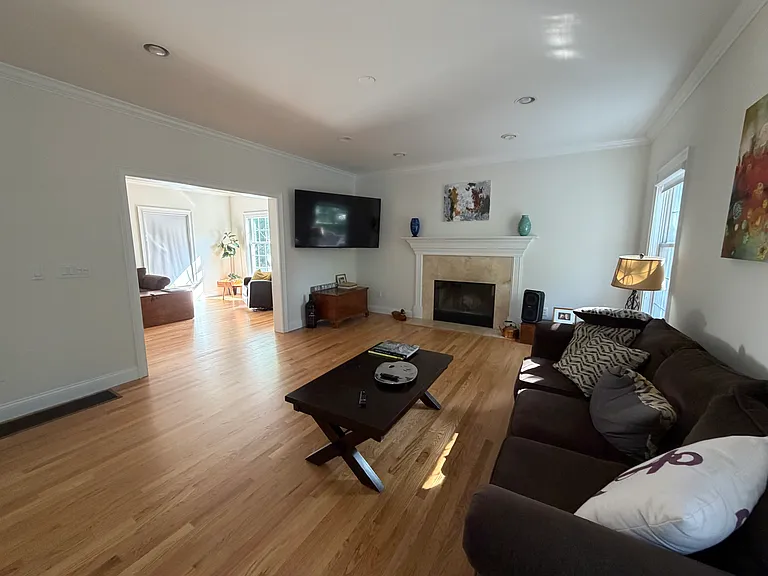 Bauer Place Ext — Photo 12
