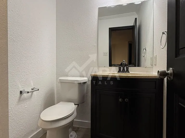 9666 Green Plain Dr — Photo 12