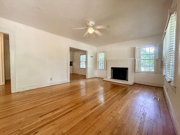 4th image of 611 Greenland Dr