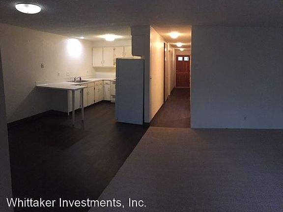 4th image of 200 E Cheshire Ave APT 2