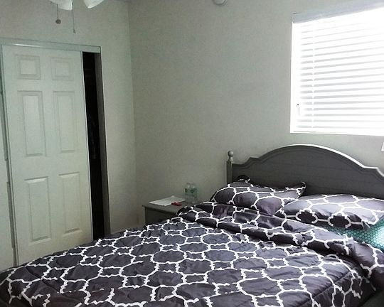4th image of 11124 Evers Ave