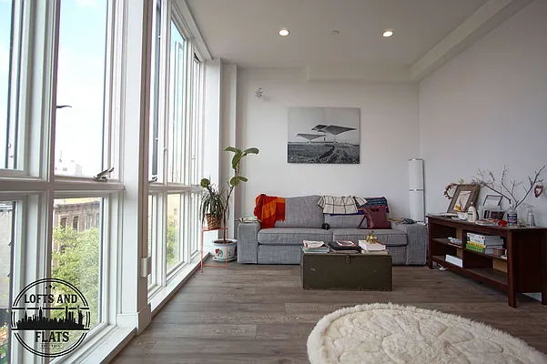 Rented by Lofts and Flats LLC | media 16