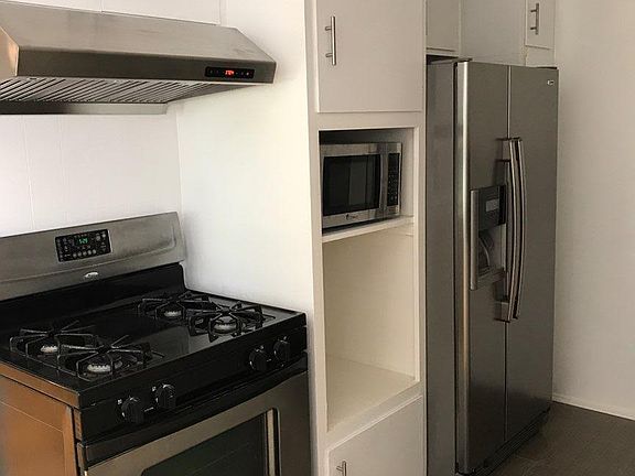 4th image of 1123 17th St APT 3