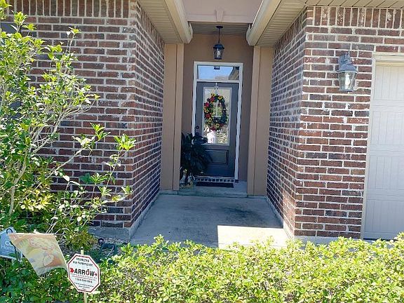 2nd image of 39121 Majestic Wood Ave