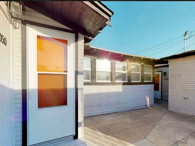 Cottage Style Studio in North Park — Photo 7