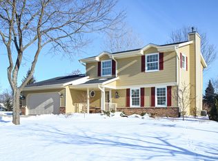 262 Prairie Run, Grafton, WI 53024