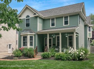 17 Forrest Ave, Rumson, NJ 07760