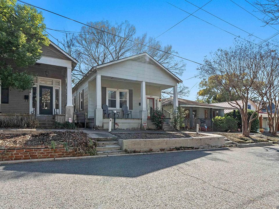 1st image of 832 America St