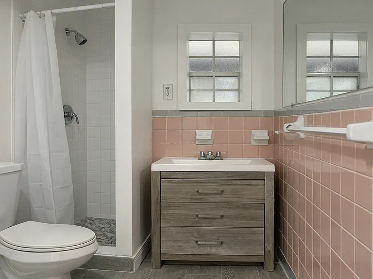 306 S Gomez Ave — Photo 11