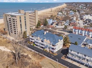 110 Lake Shore Dr APT B, Michigan City, IN