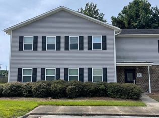 215 Cordell Cir, Jacksonville, NC 28540