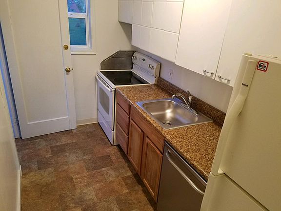 Main Floor Kitchen