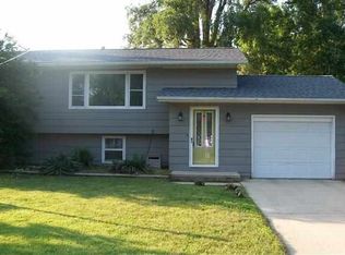 125 Wema Ave, Evansdale, IA 50707