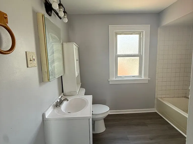 19751 Naumann Ave — Photo 10