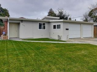 2465 Gonzaga St, East Palo Alto, CA 94303