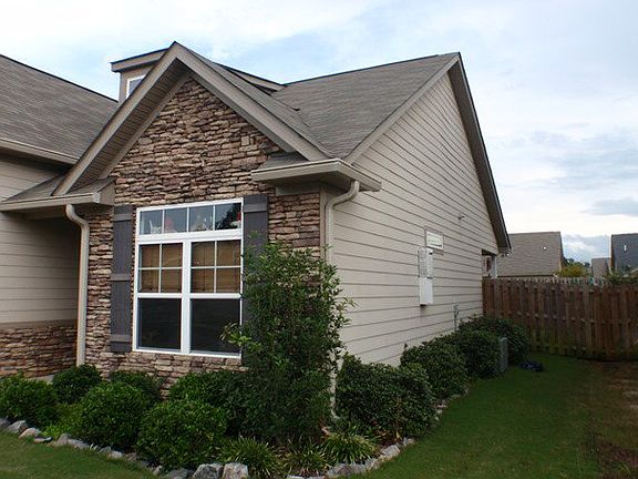 3rd image of 147 Sierra Dr
