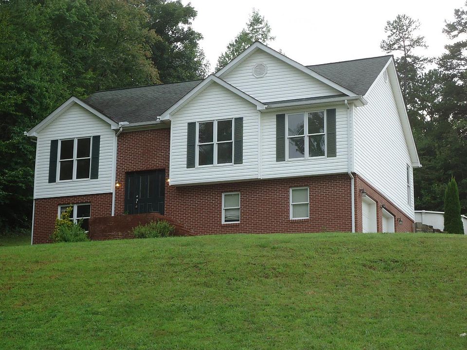 1st image of 400 Cobblestone Way