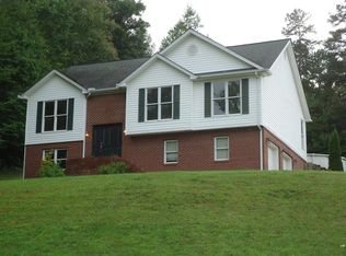 400 Cobblestone Way, Corbin, KY 40701