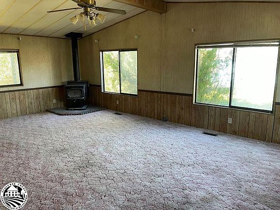 5th image of 17375 Valley Oak Dr