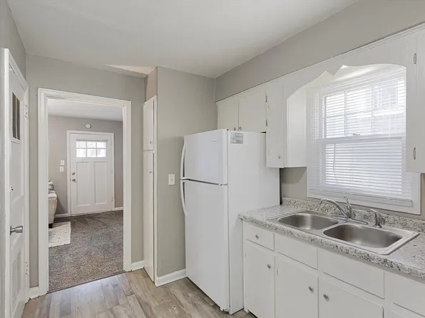 (undisclosed Address), Omaha, NE 68111