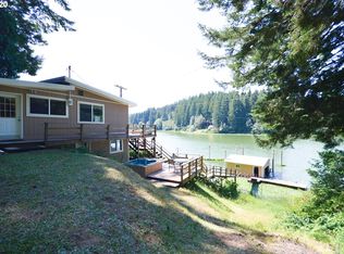 930 N Tenmile Lk, Lakeside, OR