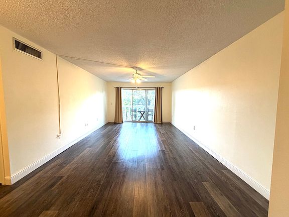 5th image of 3704 Broadway APT 216