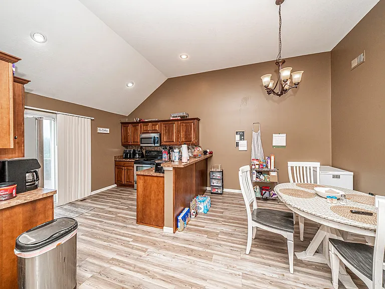 2608 Brooke Bnd — Photo 35