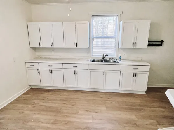 8300 E 30th Rd, Cadillac, MI 49601