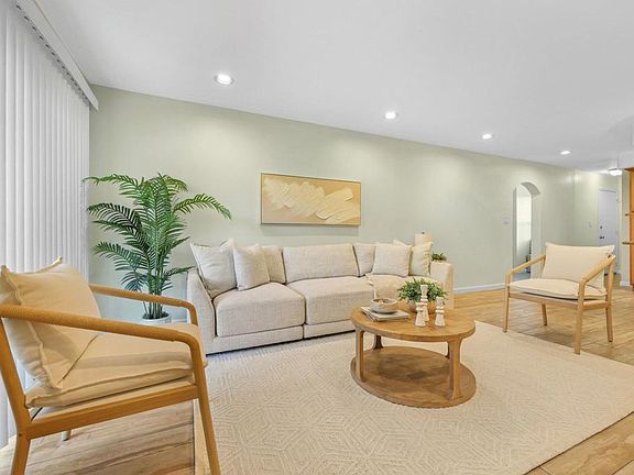 4th image of 1111 Seacoast Dr Unit 9