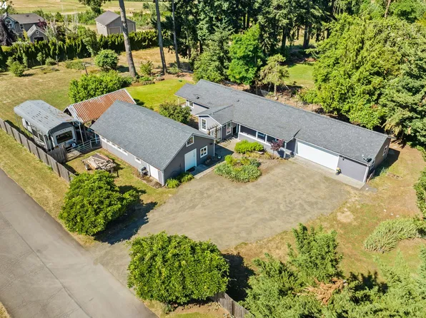 35478 Sunnyhill Ln, Pleasant Hill, OR 97455