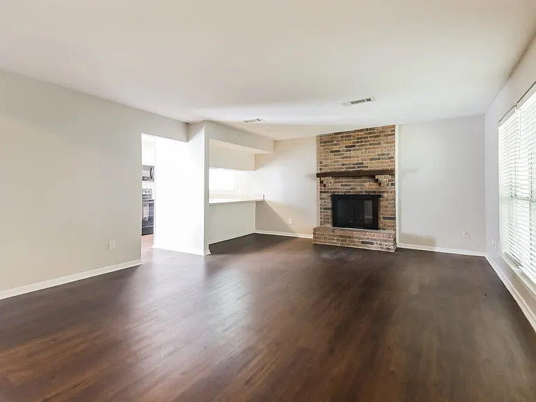 1113 Heiden Ct — Photo 6