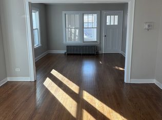 321 Grove Ave, Highwood, IL