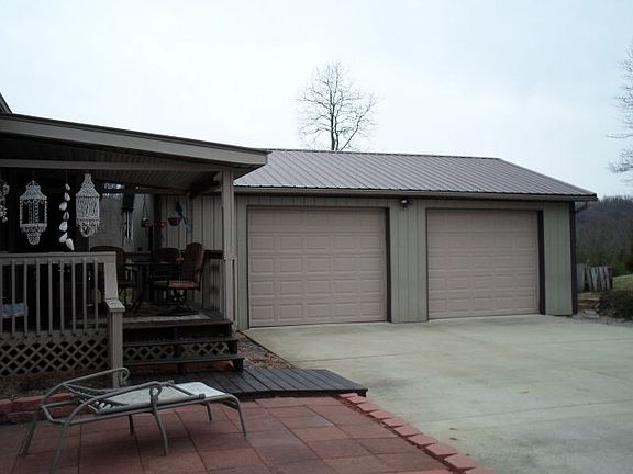 3rd image of 225 Dye Ln