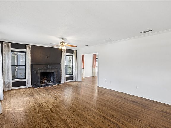 2nd image of 3600 Westcliff Rd S