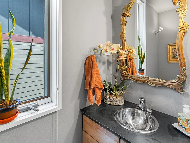 3136 Foxtail St — Photo 7