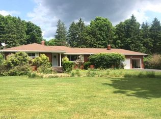 1175 Rolling Meadows Rd, Akron, OH 44333