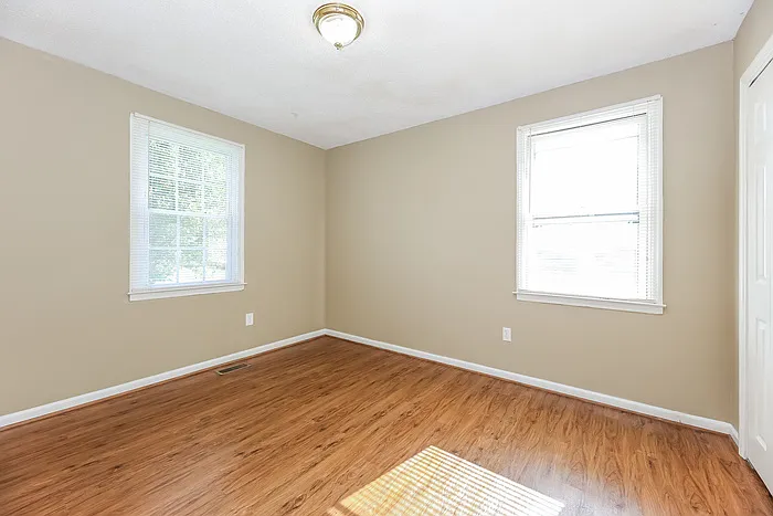 24 Prestbury Dr — Photo 8
