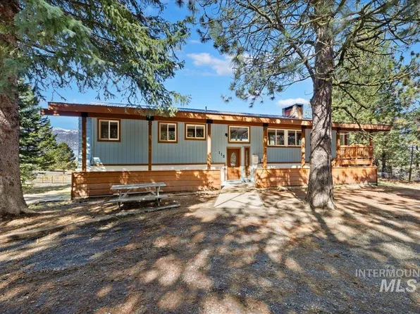 115 Par Dr, Cascade, ID 83611