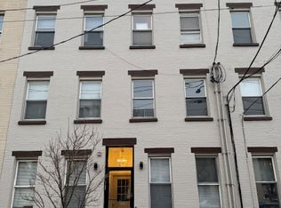 33 Concord St APT 2R, Jersey City, NJ 07306