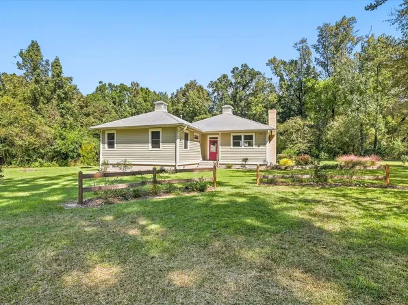 237 Beechwood Dr, Crawfordville, FL 32327