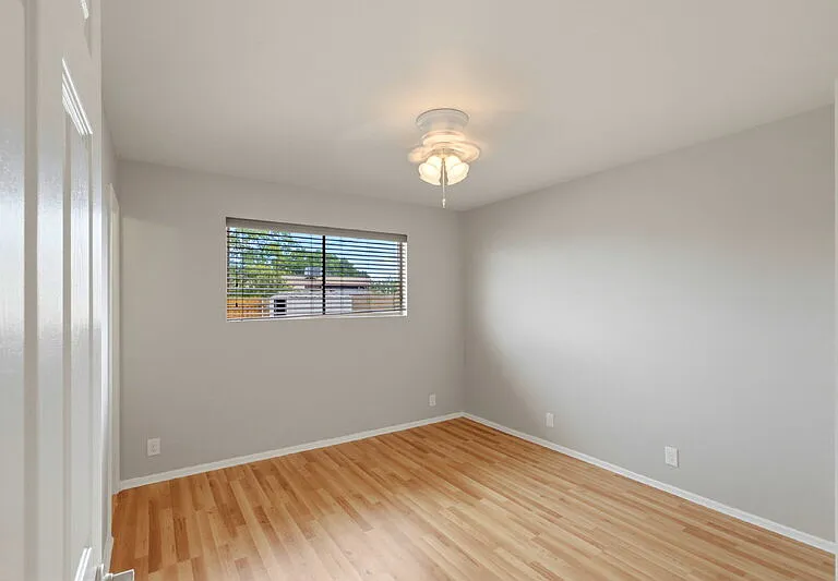 1224 E 9th Ave — Photo 23