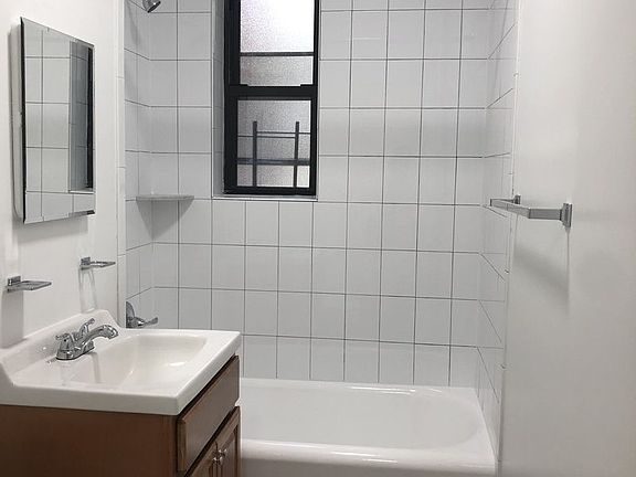 5th image of 4165 75th St APT 9C